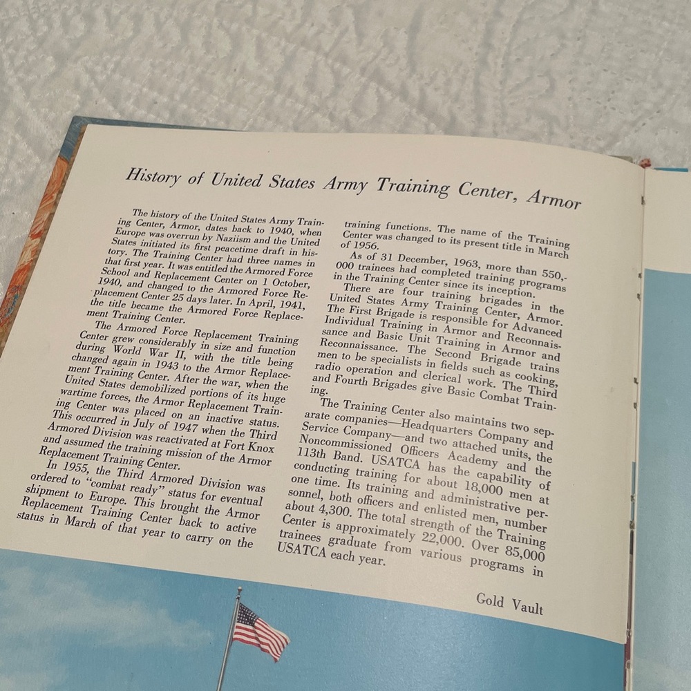 U.S. ARMY Training Center Armor Book Fort Knox, KY  1960’s Vintage Hardcover - Picture 4 of 14